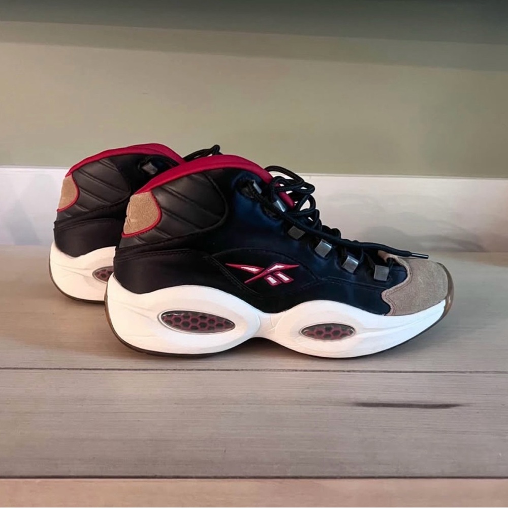 Mens Reebok Iverson Question Mid 76ers Away Basketball Sneaker Size 9.5